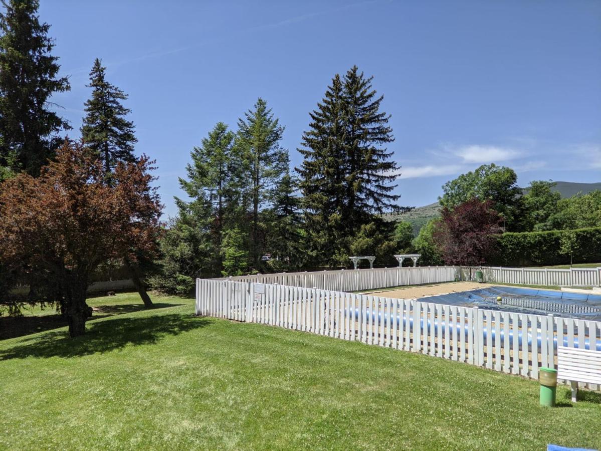 Appartamento Cerdanya En Familia Montana Park Enveitg Esterno foto